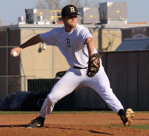 Q/A with senior pitcher Maverick Folmar