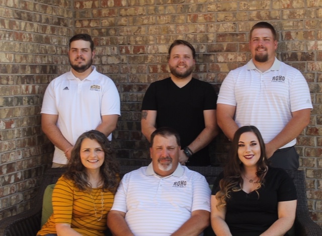 From top left: Clay, Corey, and Caleb. From bottom left: Kim, Stacey, and Coreys fiancée, Jessica. Photo courtesy of the Longest Family.