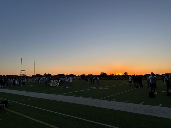 The final senior graduating class at Rider met Wednesday morning before the first day of school for their annual sunrise event. 